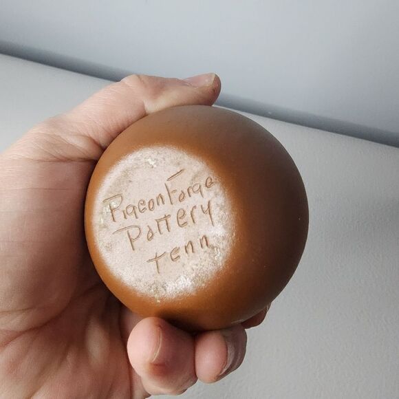 Pigeon Forge Pottery Vase - Picture 3 of 4